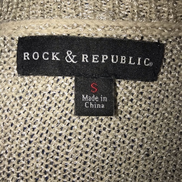 Rock & Republic‎ S cream/metallic distressed cable knit crew neck sweater - Picture 3 of 10
